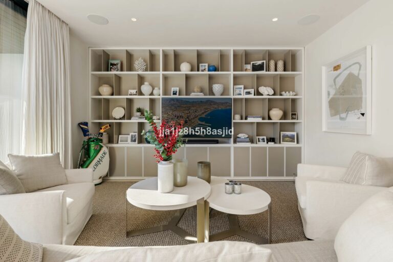 5d7d8f2680415970feeeb92f140636b0 - 8