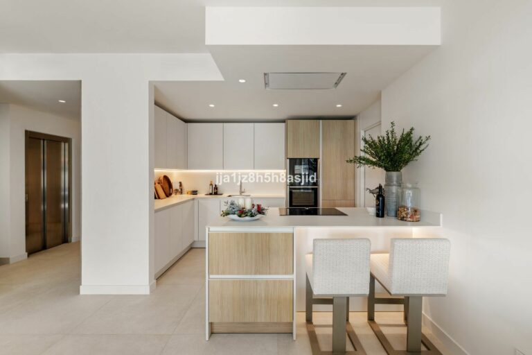 5d7d8f2680415970feeeb92f140636b0 - 9