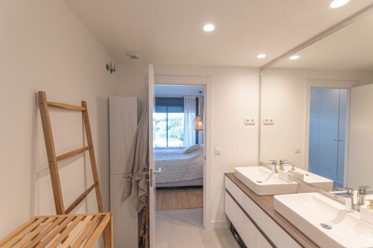 5dda3bcf96e399ad6603d6afd52dcaf4 - 13