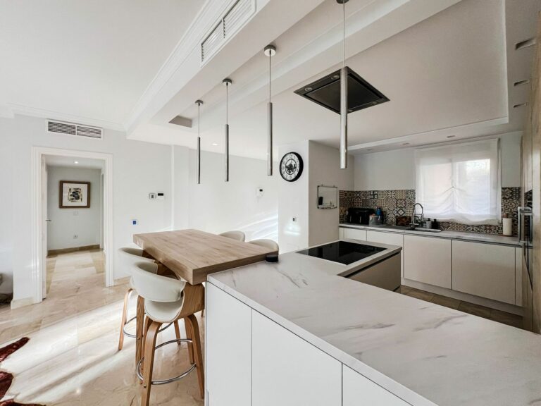 5f53789b1aa4fbeb1ab5d69238eda08c - 12