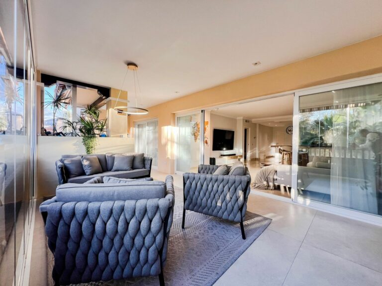 5f53789b1aa4fbeb1ab5d69238eda08c - 15