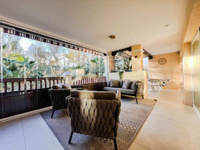 5f53789b1aa4fbeb1ab5d69238eda08c - 16