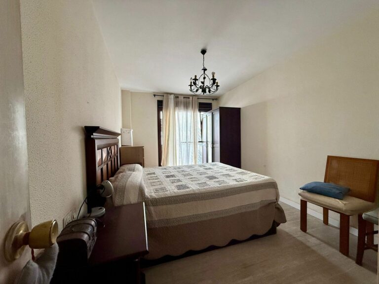 6116fe2adbc7bdb45e229f5f648532b9 - 1