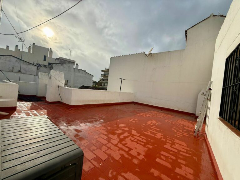 6116fe2adbc7bdb45e229f5f648532b9 - 6