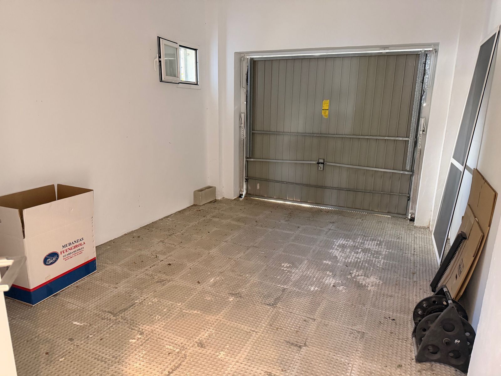 62f4297bfaa1ca3aeea6280c88aee46d - 13