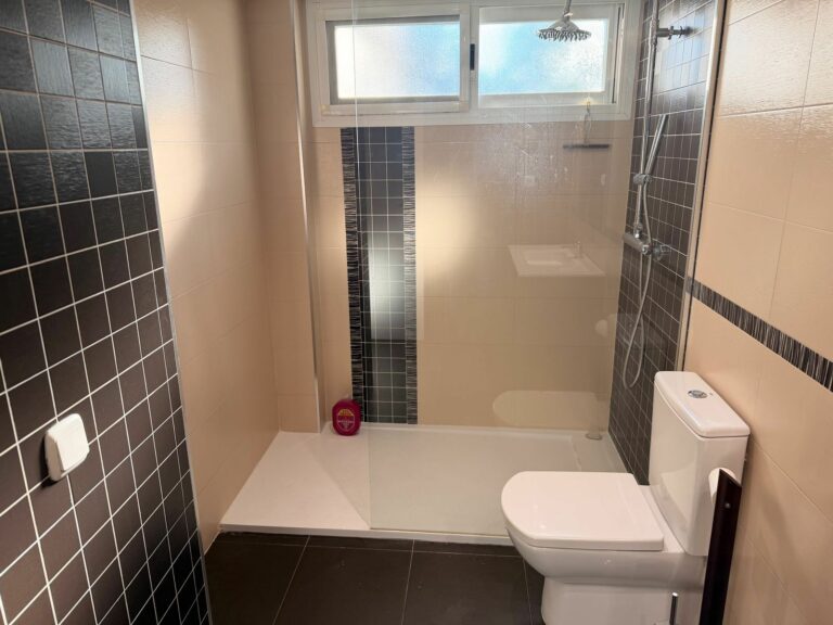 62f4297bfaa1ca3aeea6280c88aee46d - 7