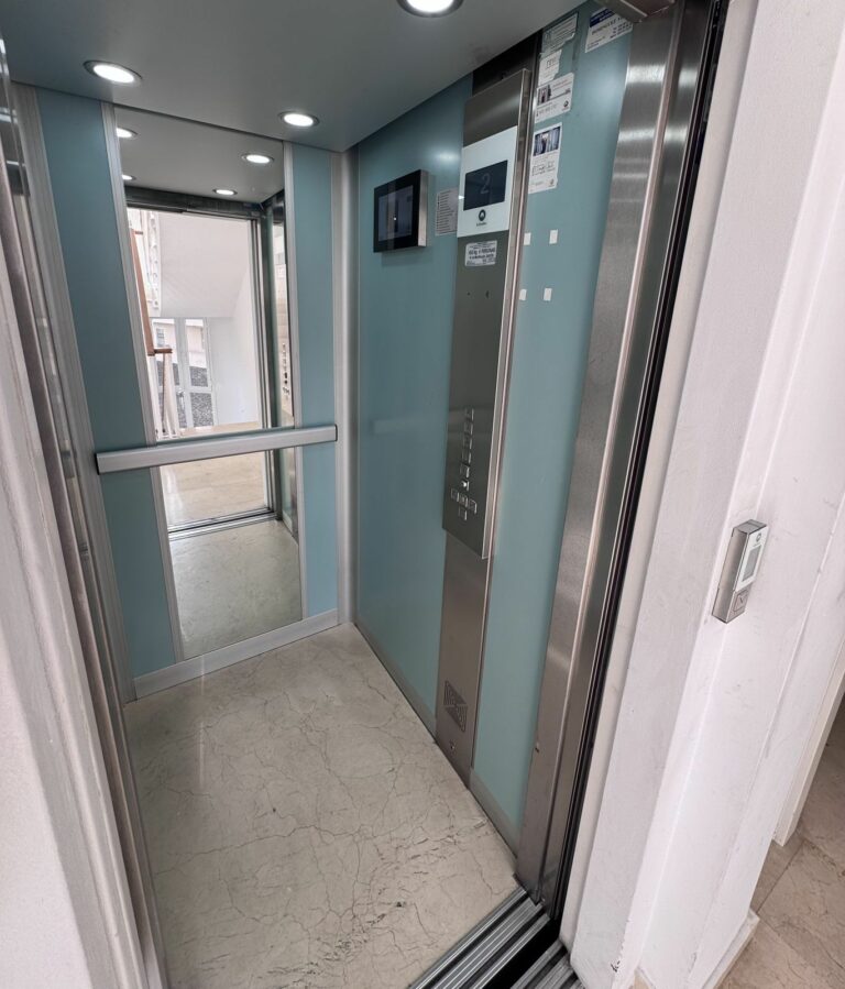 632a0cd90c3172c714958664128988e1 - 14