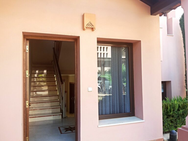 63739463ea572b0c6e3c2fcd91cbcda6 - 7