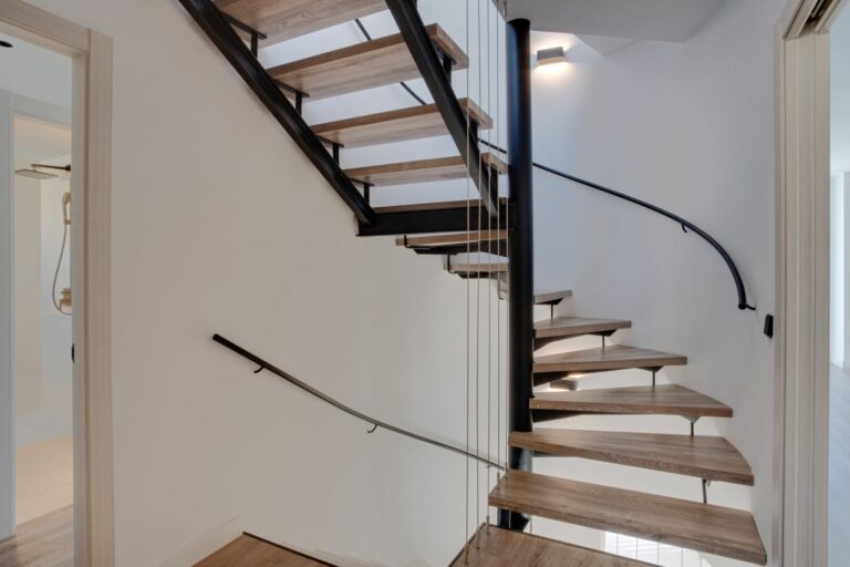 651d0c7b9ff46de6b6d1fbe2ef3746b5 - 7