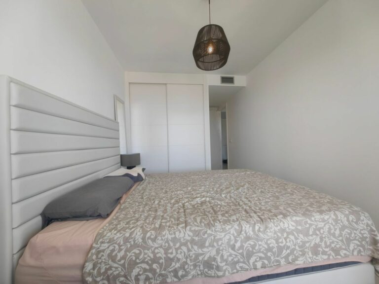 663cce3dbd6581f2cda069d1aefaae95 - 11