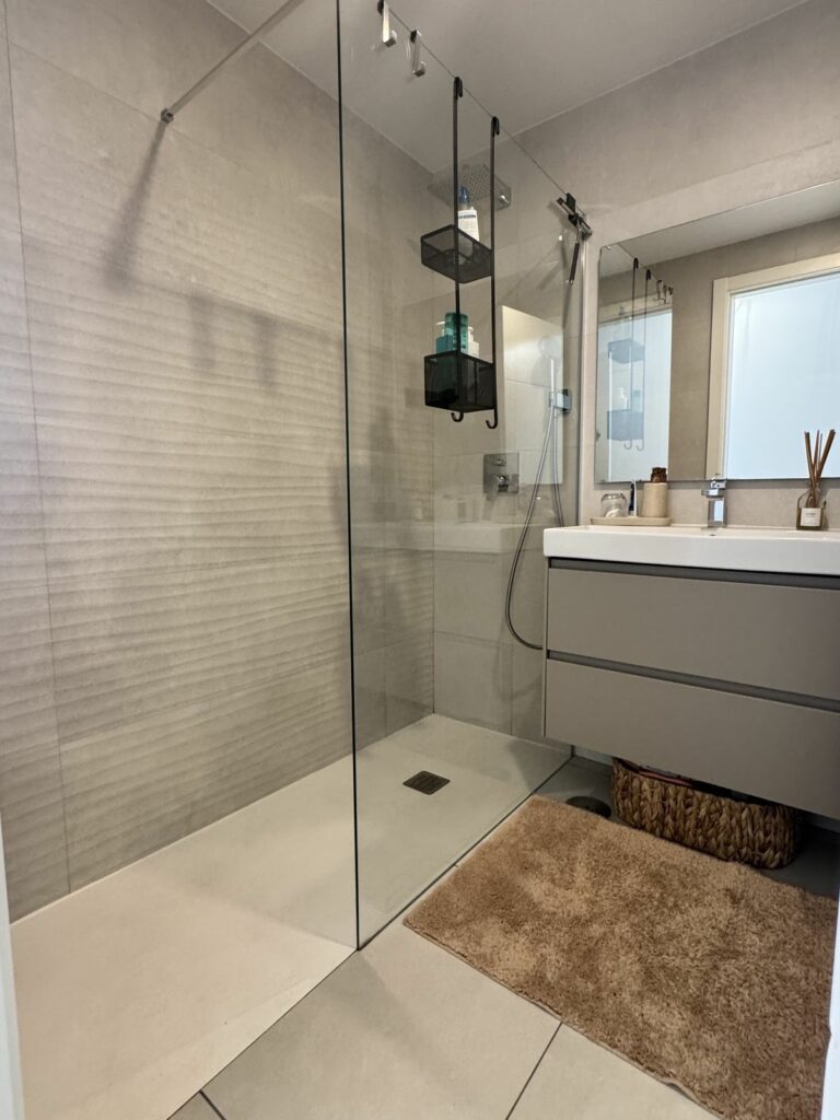 674604fcc38320b846bd8d29fb500dca - 11