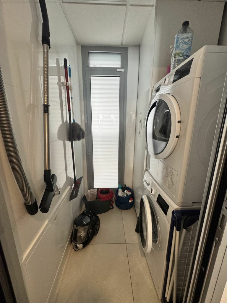 674604fcc38320b846bd8d29fb500dca - 12