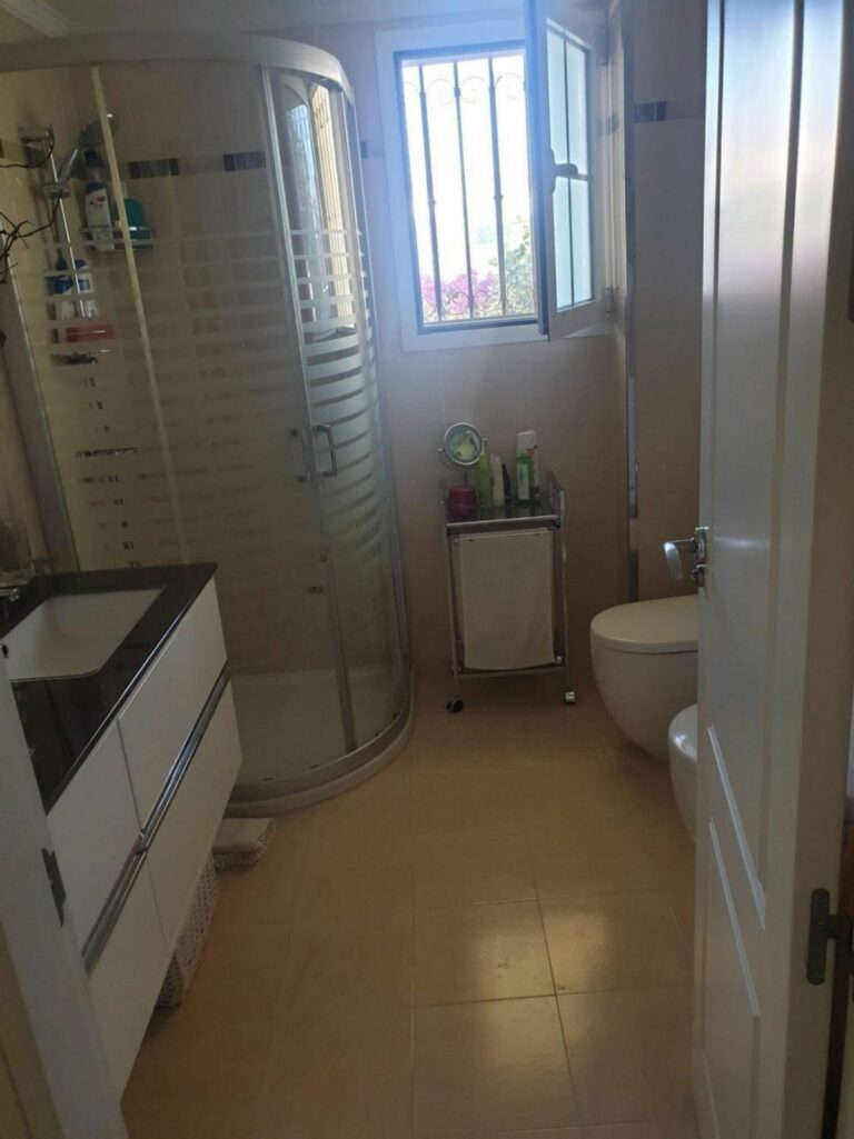 68375ee643af720f92b9bde4bbc964a5 - 16