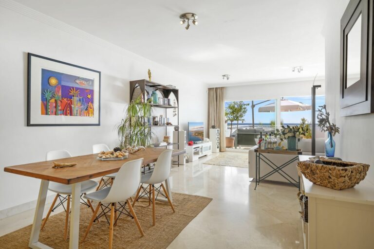 699ff2d351f9c066566af55c9c1a0d7e - 4