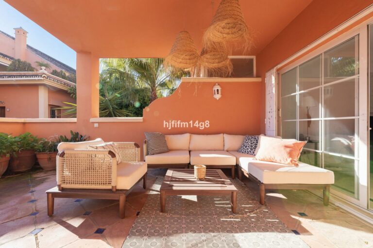 6a033ee59cca1cda638bf17c0633bfb1 - 2