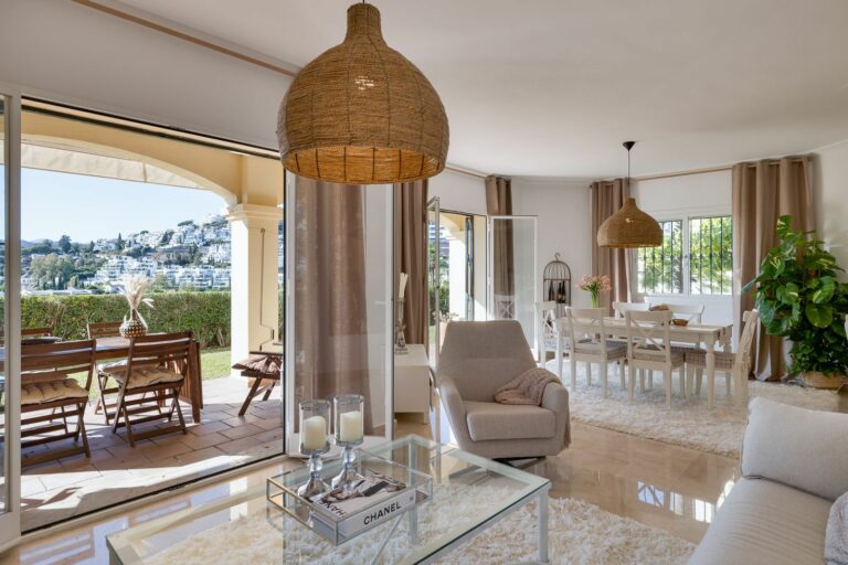 6b5271c69b86d9c1e5ed941519c77f8f - 1