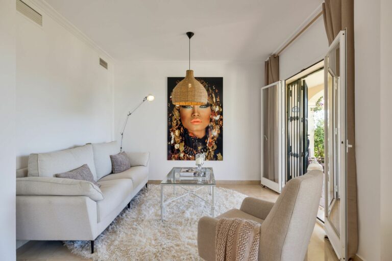 6b5271c69b86d9c1e5ed941519c77f8f - 14