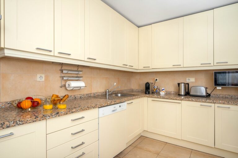 6bc6b16cf6139d267b30e7f3ca2187c6 - 15