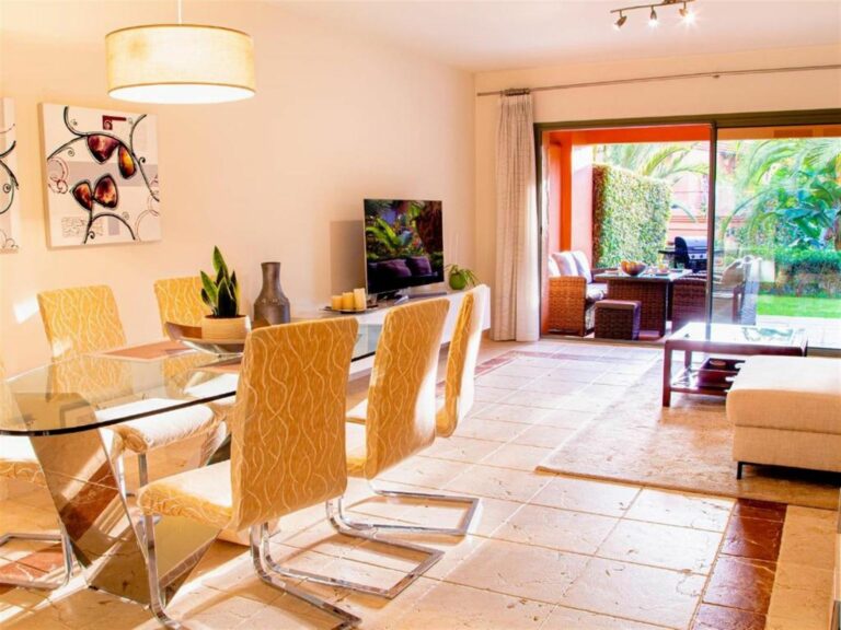 6c6290f2ee8f3b9eaa0020e3bf729e16 - 4