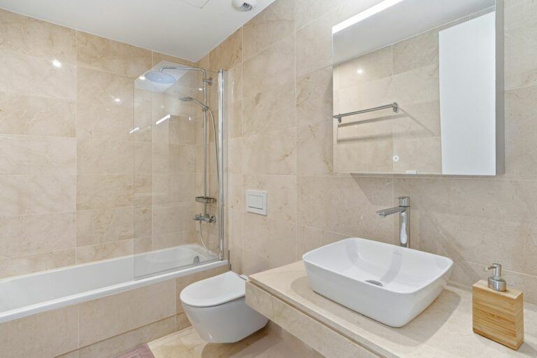 6d90f417792ee89e2168166100a26924 - 15