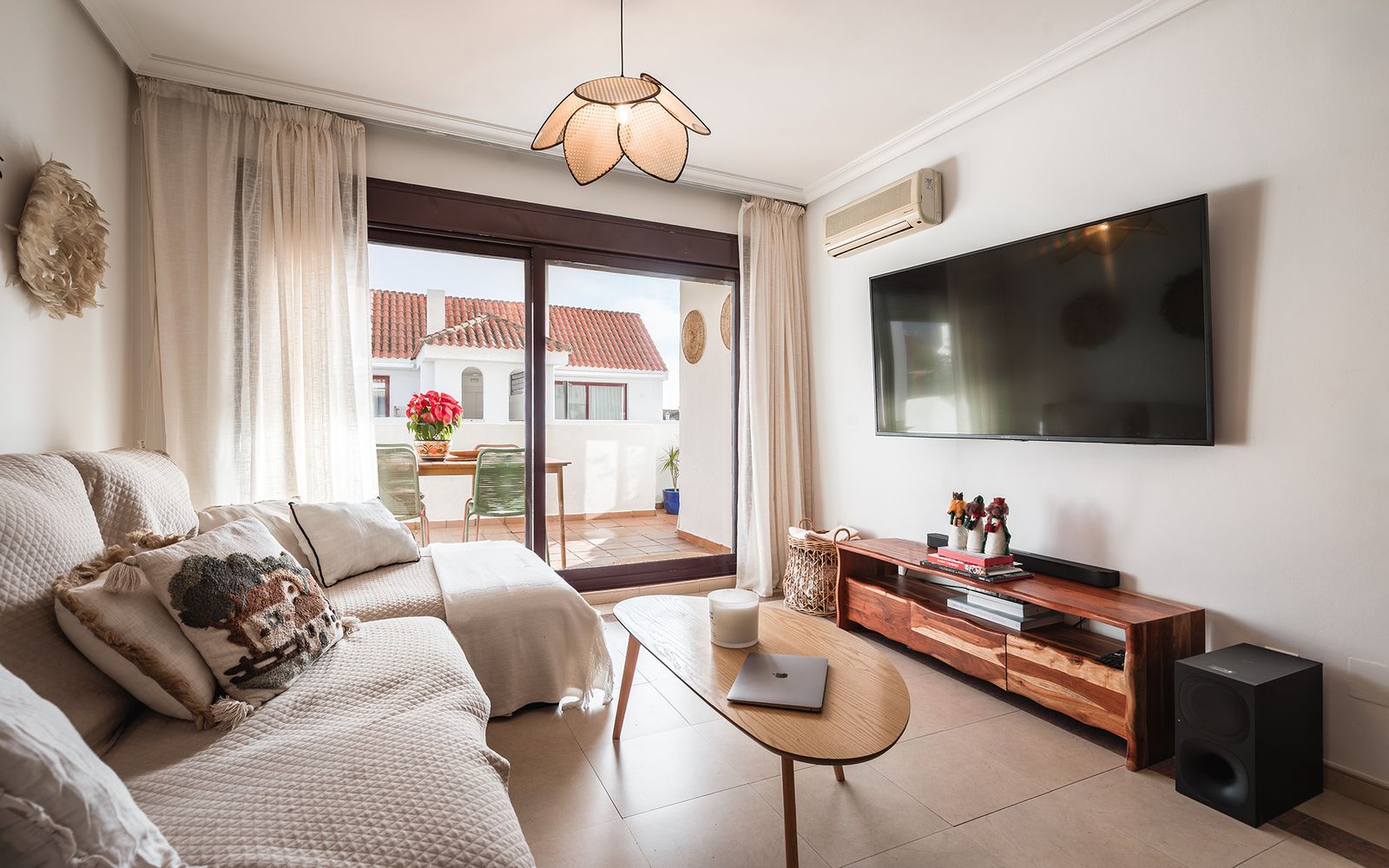 6e179ca414cdd0a474c7dee03d915451 - 1