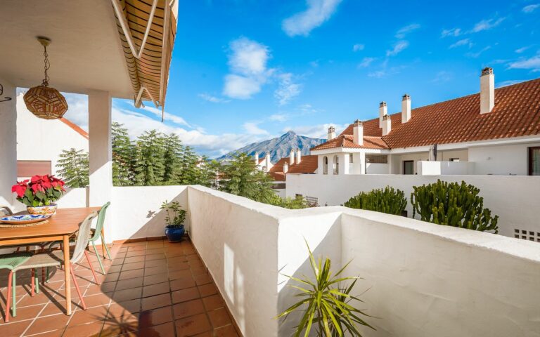 6e179ca414cdd0a474c7dee03d915451 - 10