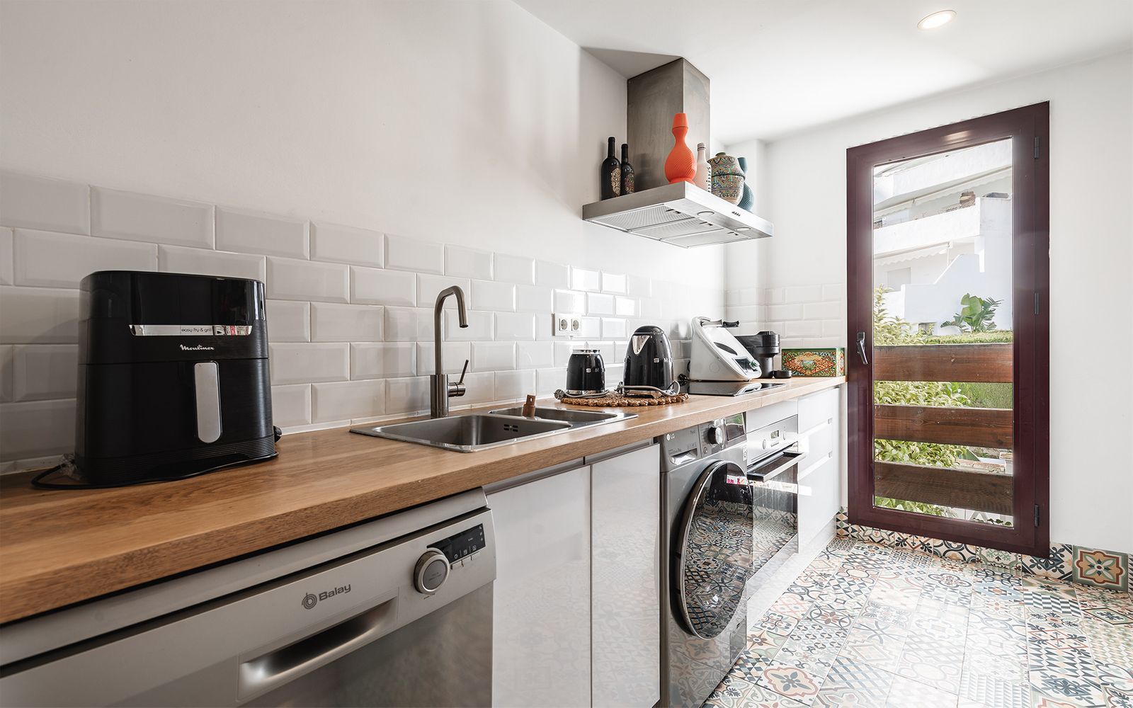 6e179ca414cdd0a474c7dee03d915451 - 5