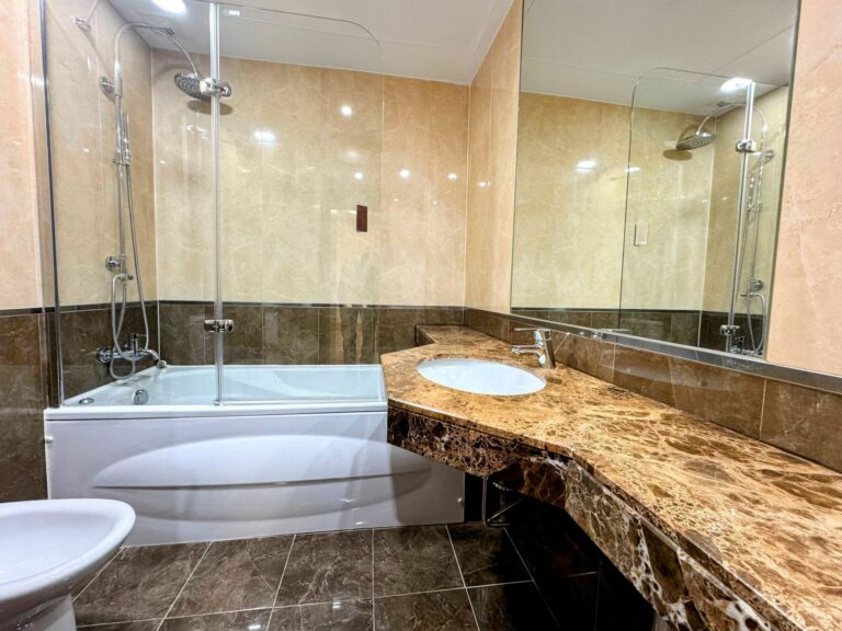 6f0b1bf6815e9962998b4fa98c0756b6 - 10