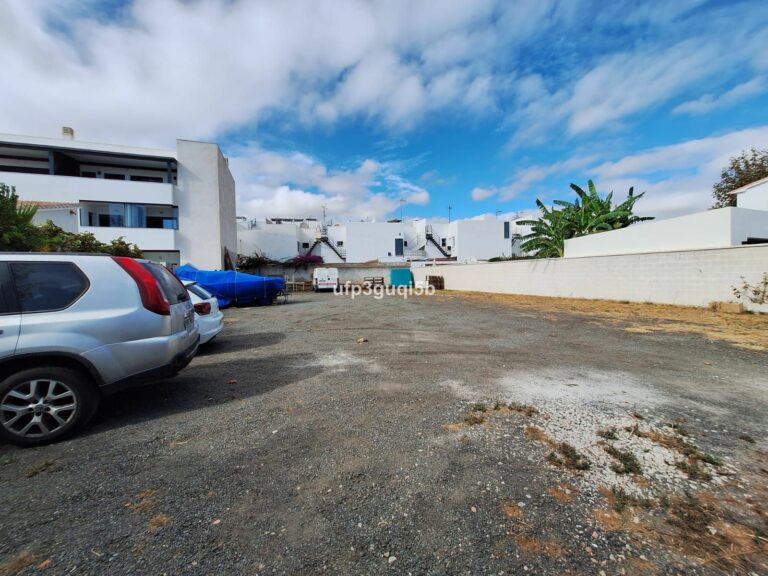 6f95e22e1e1d8bb11a3a5ad5758fb4e7 - 3