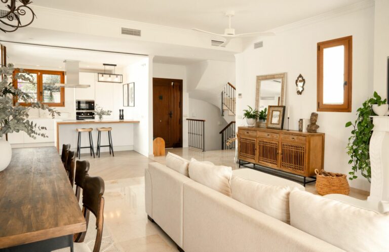 72400818202f834b3dfb4f56441e89fe - 12