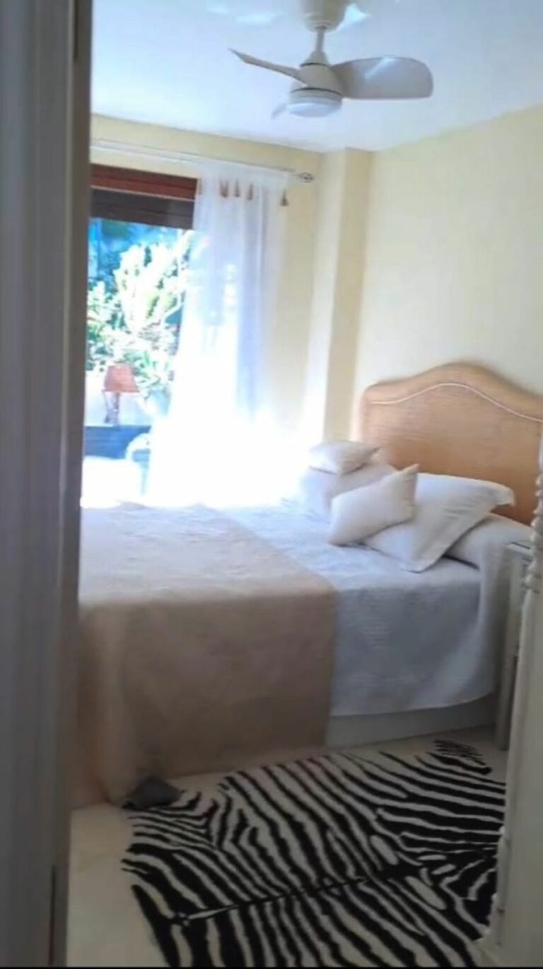 7269372a197db950030142d42a7d6689 - 9