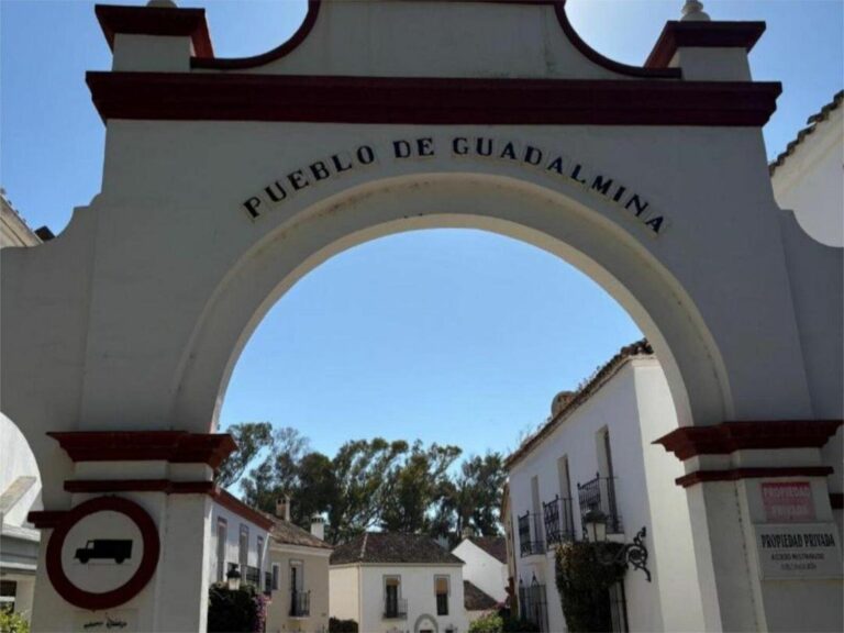 737aefb5e6727d7a464b99a11b1d7040 - 10