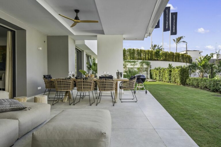 7424461eff79db4afce917bfbee7cca8 - 3