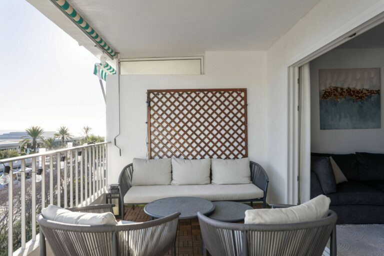 757c182e9f9eeee5c107c3e8f8380037 - 3