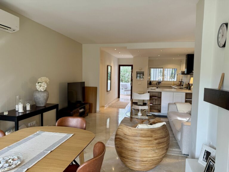 75ef62e204768d6ec3dc47b796b1086f - 11