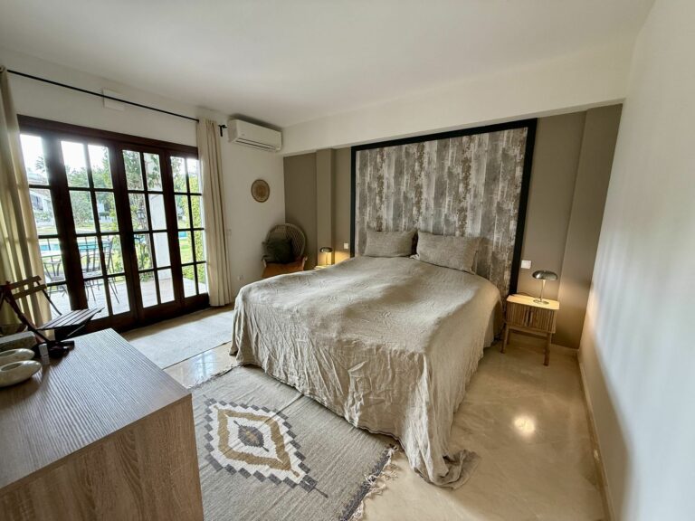 75ef62e204768d6ec3dc47b796b1086f - 16