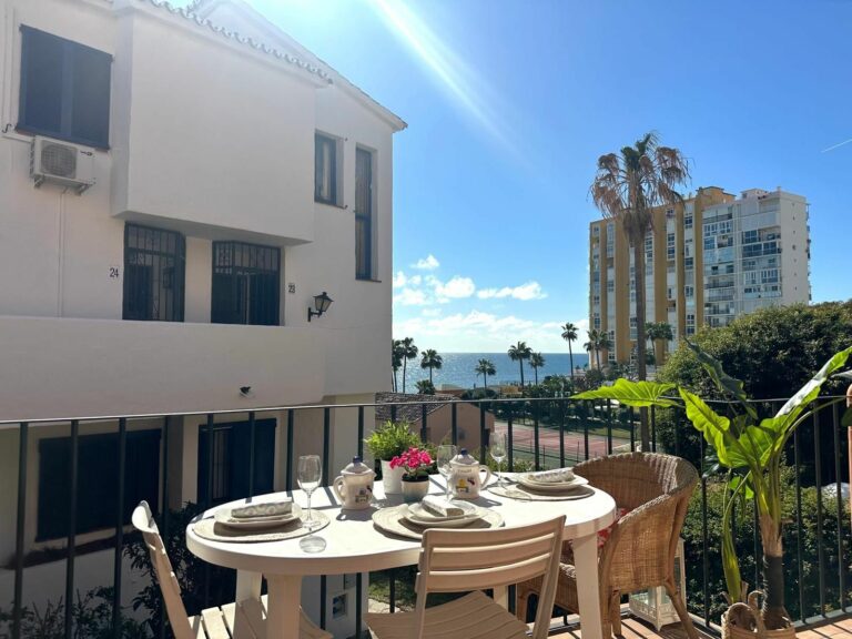 76080e2965fe2cc64c5e33e8cf530498 - 2