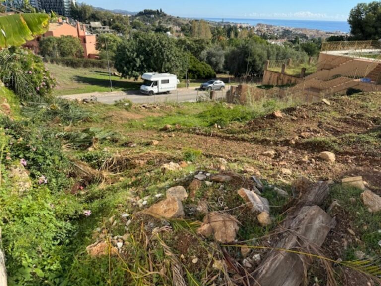 76a41ed112ebb5833e1298d237eca9c9 - 14