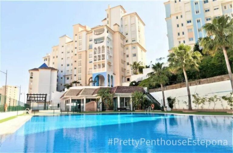 76d0e80a5a89384d6879da575ee543f6 - 16