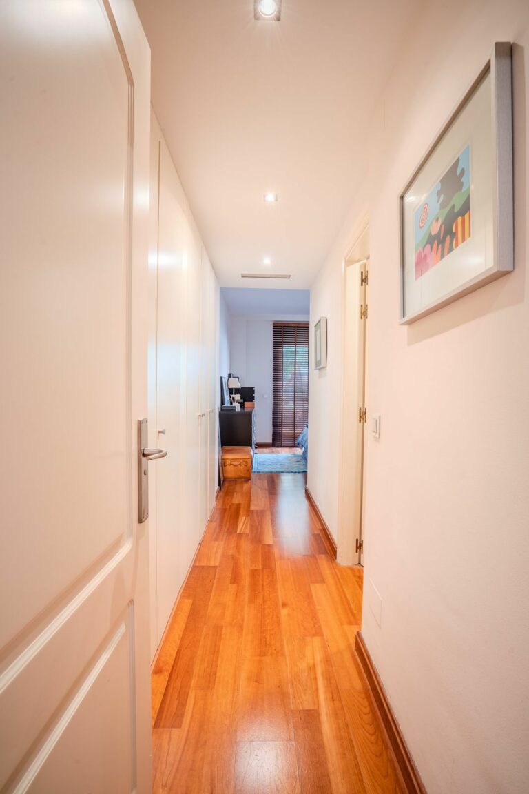 7740c1e2ef5fc937a279d6e75c7093cb - 15