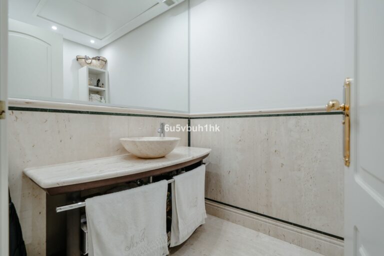 77a933f984bf36d7faa64a2395cc39ad - 15