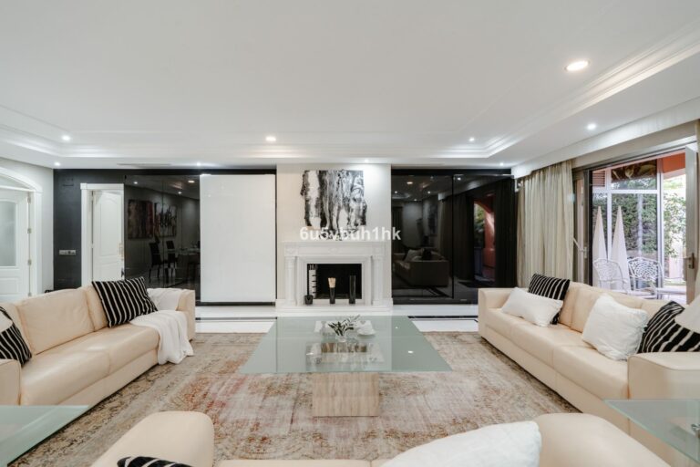 77a933f984bf36d7faa64a2395cc39ad - 5