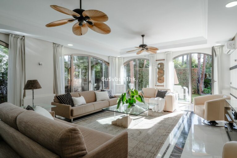 77a933f984bf36d7faa64a2395cc39ad - 9