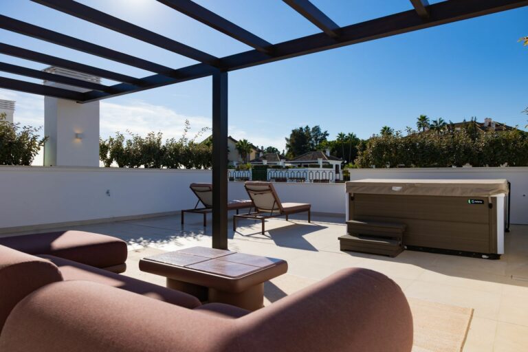 77e402aa12278a53069eb60267118666 - 13