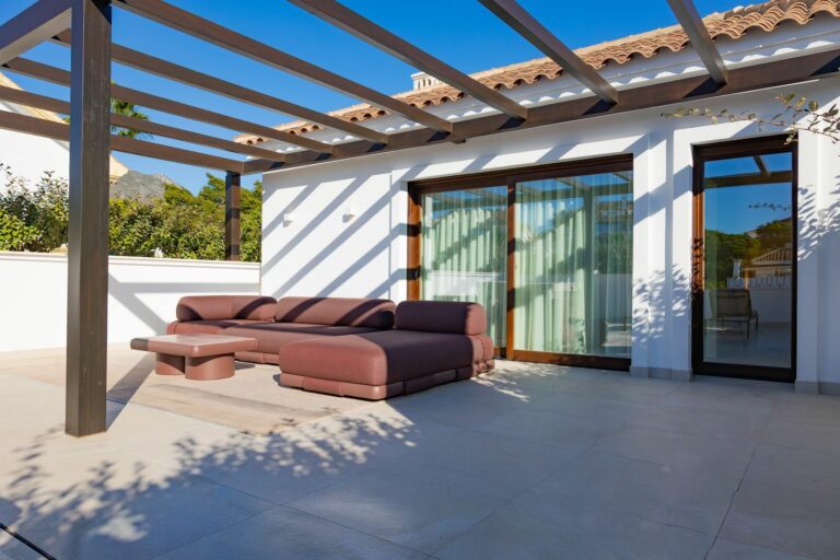 77e402aa12278a53069eb60267118666 - 15