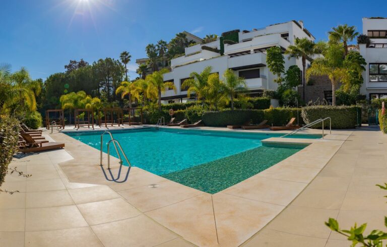 77e402aa12278a53069eb60267118666 - 2