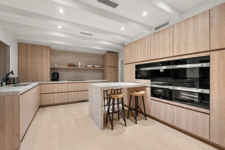 78306271c6736f3c02da391623c8399f - 14