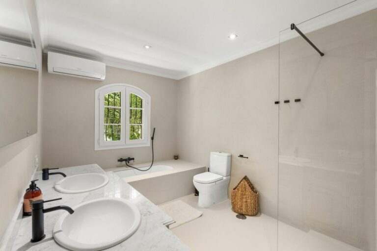 78306271c6736f3c02da391623c8399f - 16