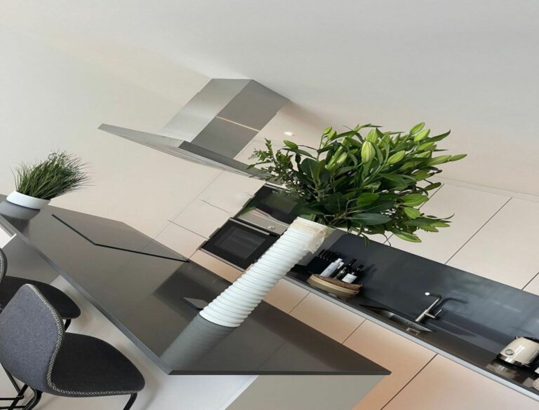 784249ac2e62b03c78fee20900d7771d - 11