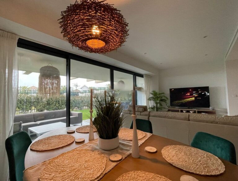 784249ac2e62b03c78fee20900d7771d - 8